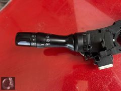 2007-2013 COROLLA SİNYAL KOLU