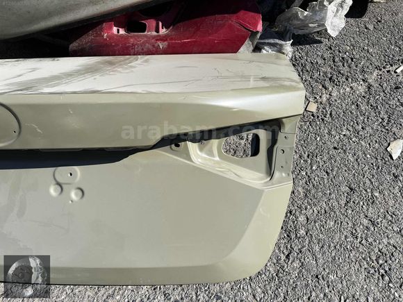 COROLLA BAGAJ KAPAĞI 2019-2025 ORJİNAL
