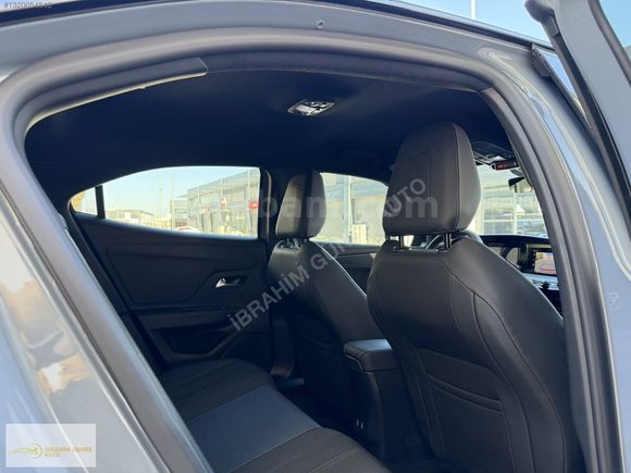 İBRAHİM GÜNEŞ AUTO DAN / OPEL / MOKKA GS 11.300' KM'DE