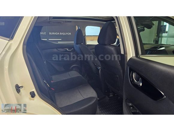 TOYOTA PLAZA TOKULLAR'DAN 2015 NİSSAN QASHQAİ 1.6DCİ SKYPACK