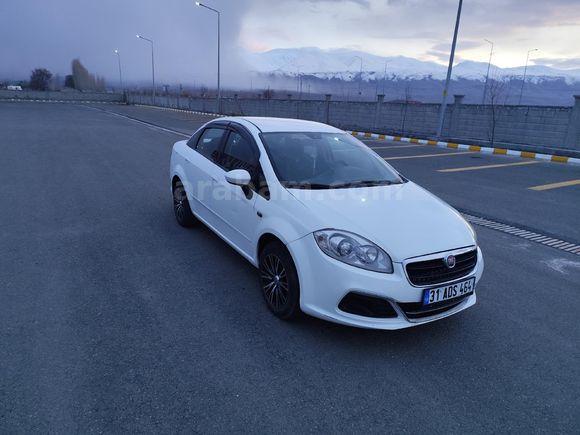 Sahibinden Fiat Linea 1.3 Multijet Pop 2014 Model 198.000 km Beyaz
