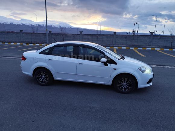 Sahibinden Fiat Linea 1.3 Multijet Pop 2014 Model 198.000 km Beyaz