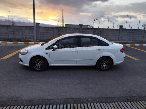 Sahibinden Fiat Linea 1.3 Multijet Pop 2014 Model 198.000 km Beyaz