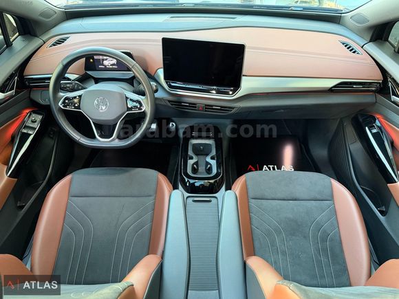 ATLAS'tan 2025 ID.4 Pure 125 Kw 9 Bin Km Siyah/Taba BOYASIZ