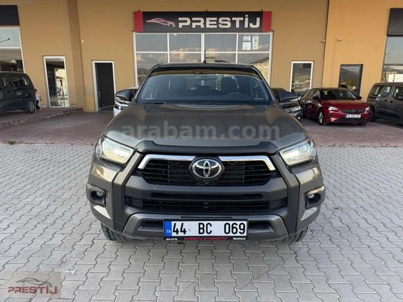 PRESTİJ OTOMOTİVDEN BOYASIZ HILUX Invincible