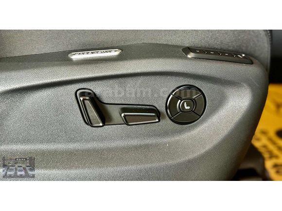 ŞARK MOTOR'S DAN 2025 VW TAYRON 1.5 e-TSI K.ISITMA-SOĞUTMA-MASAJ