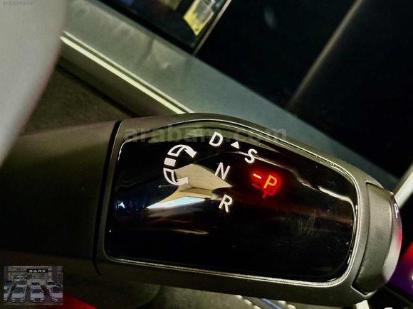 ŞARK MOTOR'S DAN 2025 VW TAYRON 1.5 e-TSI K.ISITMA-SOĞUTMA-MASAJ