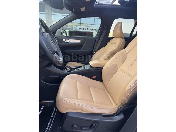 LOCA GARAGE HATASIZ 2019 VOLVO XC40 1.5 T3 CAM TAVAN