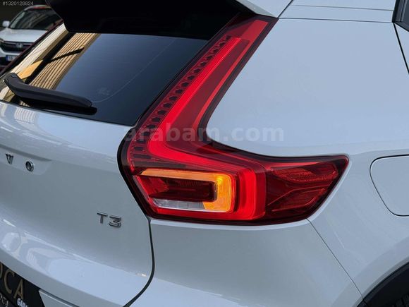 LOCA GARAGE HATASIZ 2019 VOLVO XC40 1.5 T3 CAM TAVAN