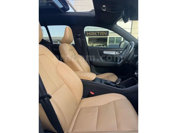 LOCA GARAGE HATASIZ 2019 VOLVO XC40 1.5 T3 CAM TAVAN
