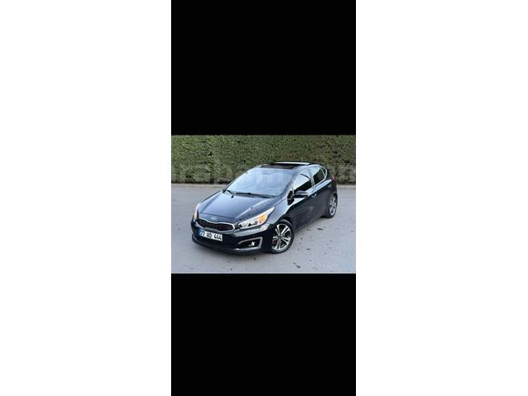 Sahibinden Kia Ceed 1.6 CRDi Premium 2015 Model 