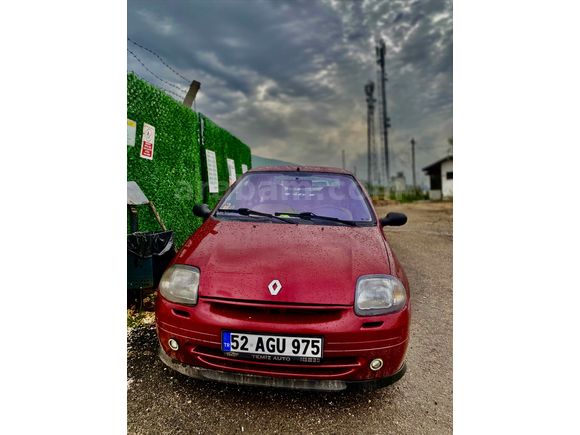 Sahibinden Renault Clio 1.4 RNA 2001 Model 