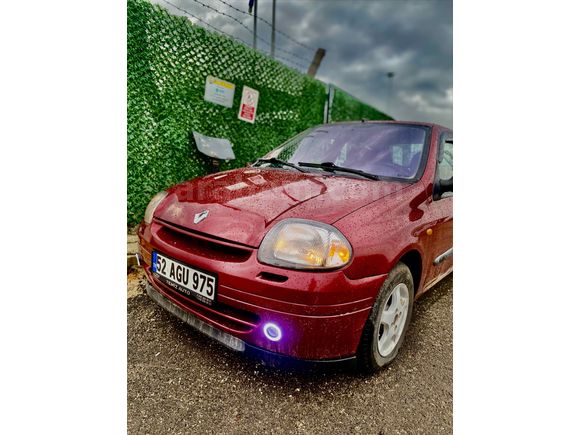Sahibinden Renault Clio 1.4 RNA 2001 Model 