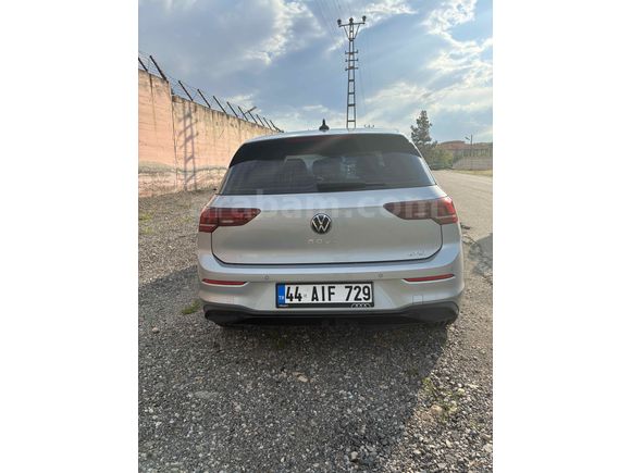 Sahibinden Volkswagen Golf 1.5 eTSI Life 2025 Model 