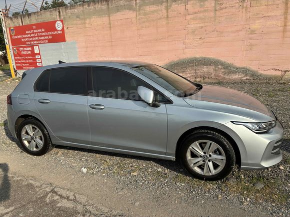 Sahibinden Volkswagen Golf 1.5 eTSI Life 2025 Model 