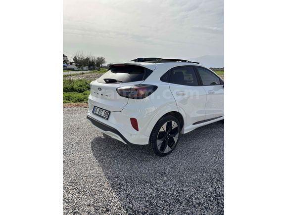 Sahibinden Ford Puma 1.0 EcoBoost Hybrid ST-Line X 2024 Model 