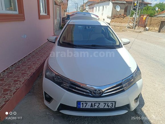 Sahibinden Toyota Corolla 1.4 D-4D Advanced 2014 Model  309.000 km Beyaz