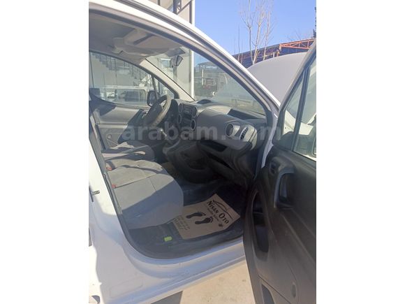 Sahibinden Peugeot Partner 1.6 HDI Comfort Pack 2016 Model