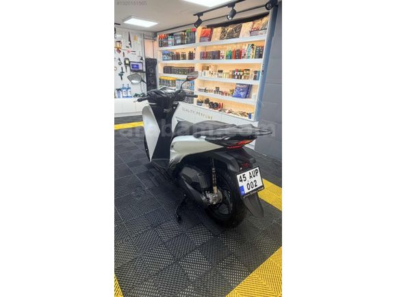 2025 ÇIKIŞLI HONDA SH 125 HATASIZ SIFIR AYARINDA
