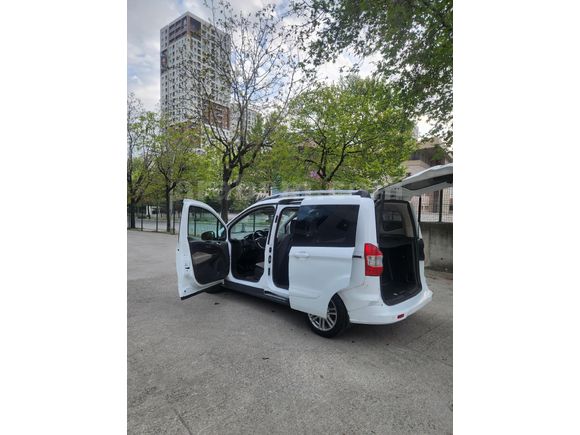 İlk Sahibinden Ford Tourneo Courier 1.6 TDCi Titanium Plus