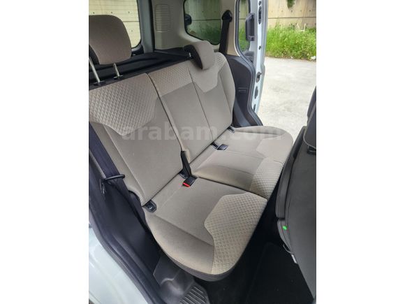İlk Sahibinden Ford Tourneo Courier 1.6 TDCi Titanium Plus