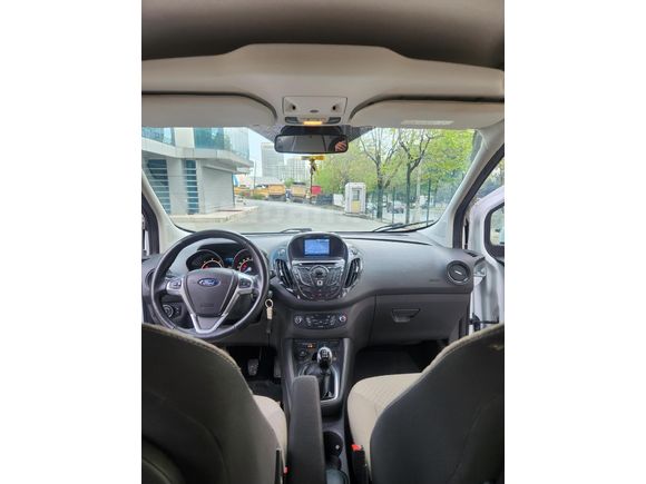İlk Sahibinden Ford Tourneo Courier 1.6 TDCi Titanium Plus