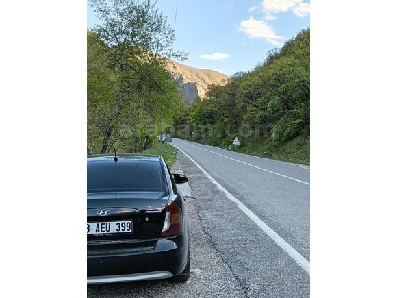 Sahibinden Hyundai Accent Era 1.4 Start 2009 Model  188.888 km Siyah