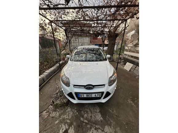 Sahibinden Ford Focus 1.6 Ti-VCT Titanium 2012 Model  otomatik