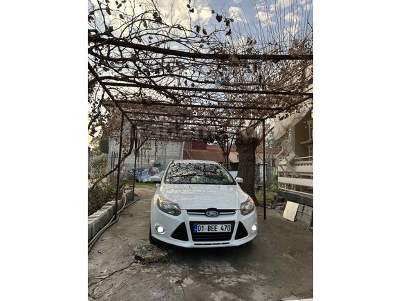 Sahibinden Ford Focus 1.6 Ti-VCT Titanium 2012 Model  otomatik