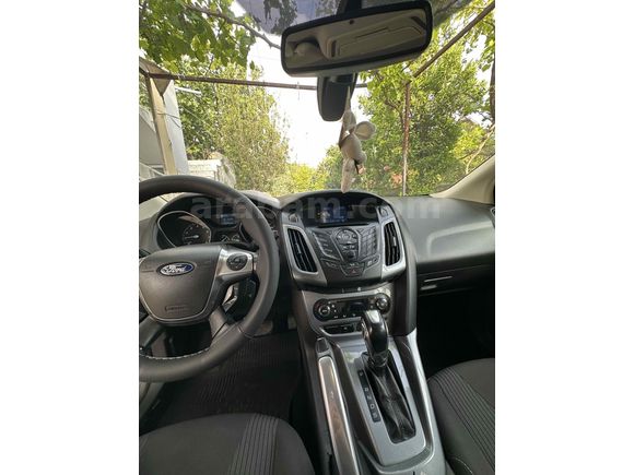 Sahibinden Ford Focus 1.6 Ti-VCT Titanium 2012 Model  otomatik