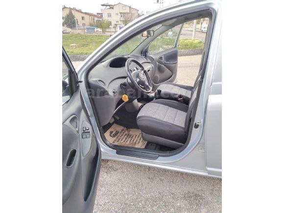 Sahibinden Toyota Yaris 1.0 Terra 2005 Model