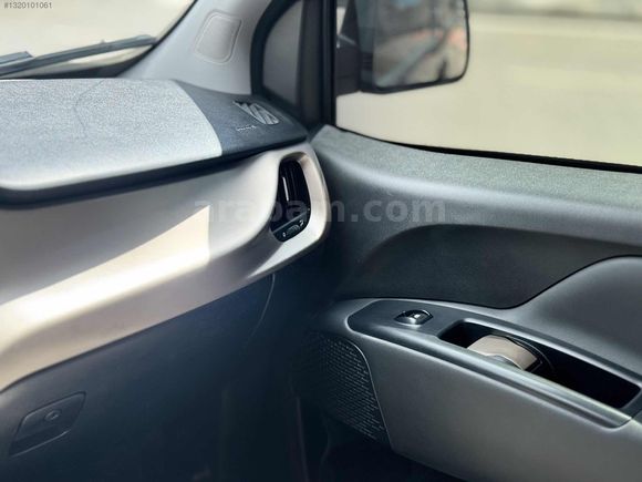 SEÇ MOTORS'TAN OTOMOBİL RUHSATLI 2020 DOBLO COMBİ 1.6 MULTİJET
