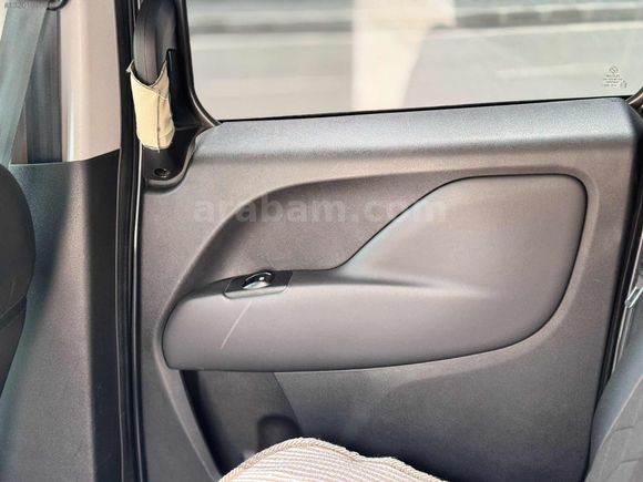 SEÇ MOTORS'TAN OTOMOBİL RUHSATLI 2020 DOBLO COMBİ 1.6 MULTİJET