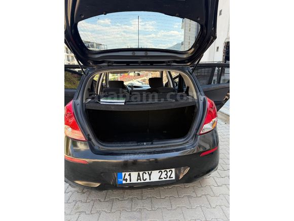 Sahibinden Hyundai i20 1.4 CRDi Jump 2012 Model