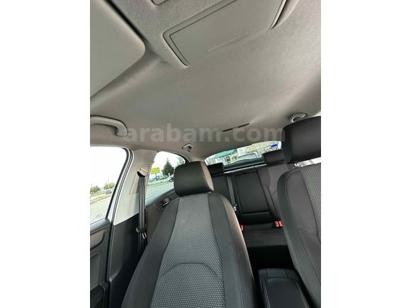 2017 MODEL 1.4  DİZEL OTOMATİK DEĞİŞENSİZ  TERTEMİZ