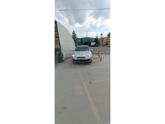 Sahibinden Renault Fluence 1.5 dCi Business 2011 Model