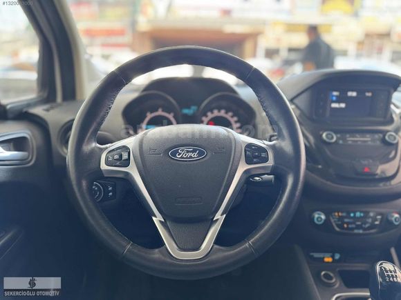 ŞEKERCİOĞLU AUTO"DAN 2021 COURİER TİTANİUM OTOMOBİL BAKIMLI