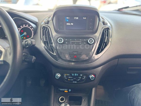 ŞEKERCİOĞLU AUTO"DAN 2021 COURİER TİTANİUM OTOMOBİL BAKIMLI