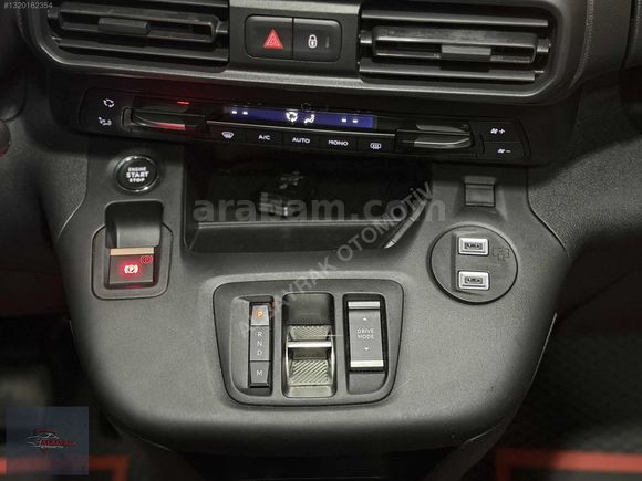 ALBAYRAK OTOMOTİV'den HATASIZ CİTROEN OTOMATİK/CAM TVN
