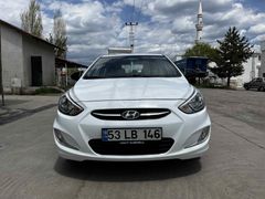 Sahibinden Hyundai Accent Blue 1.4 D-CVVT Mode Plus 2015 Model  88.000 km Beyaz