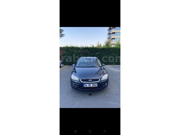 Sahibinden Ford Focus 1.6 TDCi Ghia 2008 Model  228.000 km Gri
