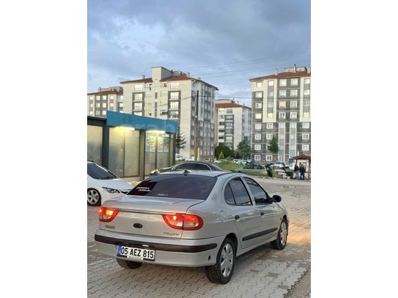 Sahibinden Renault Megane 1.6 RTE 2000 Model 