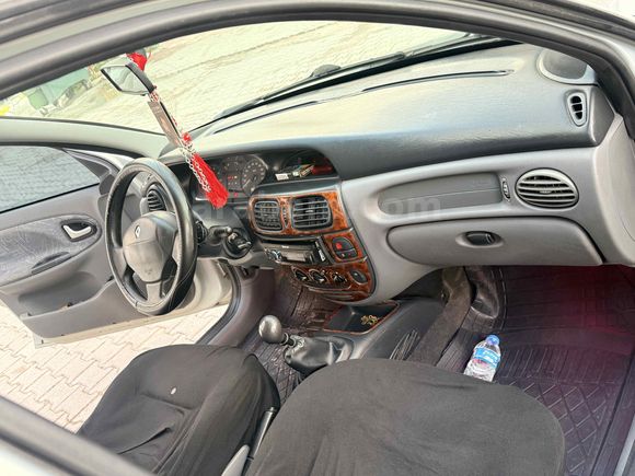 Sahibinden Renault Megane 1.6 RTE 2000 Model 