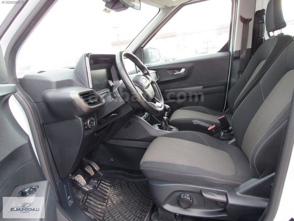 BÜYÜKSOYLU'DAN 2024 TOURNEO COURİER 1.5 ECOBLUE DELUXE 100 HP