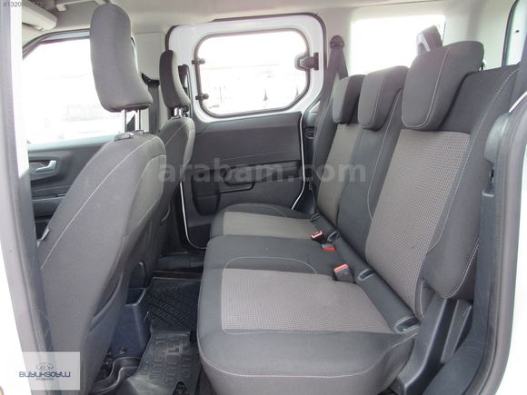 BÜYÜKSOYLU'DAN 2024 TOURNEO COURİER 1.5 ECOBLUE DELUXE 100 HP