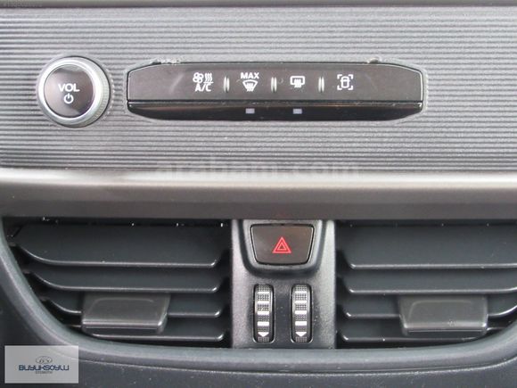 BÜYÜKSOYLU'DAN 2024 TOURNEO COURİER 1.5 ECOBLUE DELUXE 100 HP