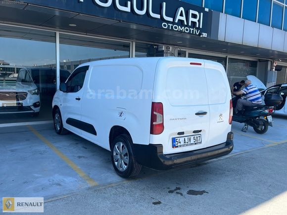 FULL+FULL GERİ KAMERALI SERVİS BAKIMLI KART TAKSİT TAMAMI KREDİ.