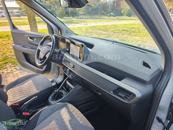 HATASIZ 2024 MODEL FORD TOURNEO COURİER 1.5 DİZEL TİTANYUM 100 B