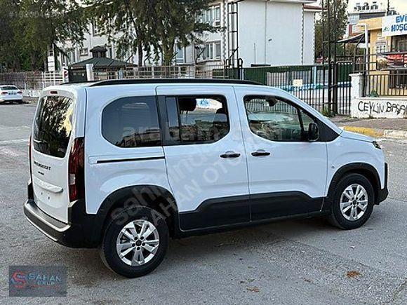 %0 FAİZ SIFIR PEUGEOT RİFTER DEĞİŞENSİZ BOYASIZ 0 KM