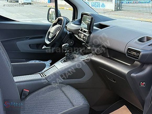 %0 FAİZ SIFIR PEUGEOT RİFTER DEĞİŞENSİZ BOYASIZ 0 KM